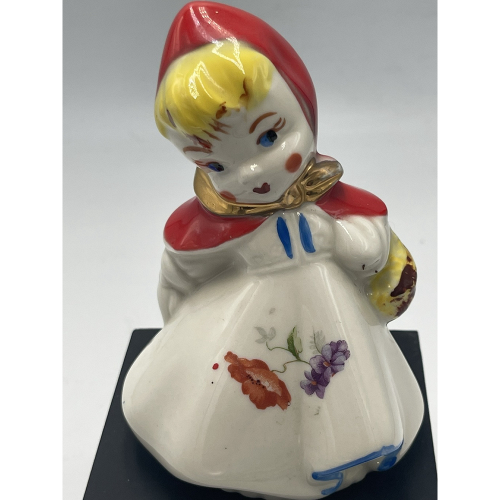 Hull 1940s Little Red Riding Hood Shaker 5 1/8" Tall Violets Cottage Granny Core